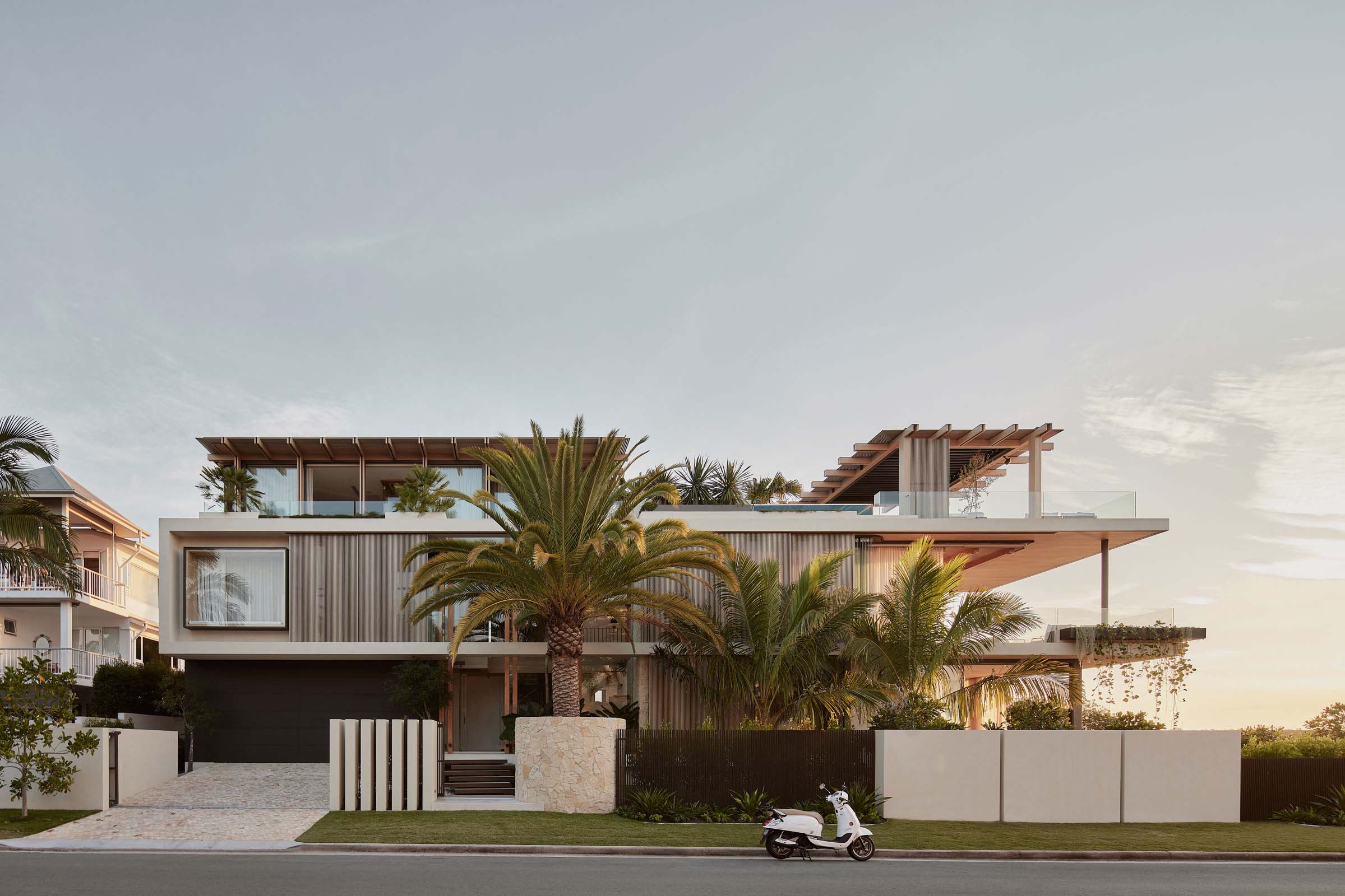 Paul Clout Design,別墅設計案例,別墅設計方案,海景別墅,澳大利亞,微水泥,暖色調