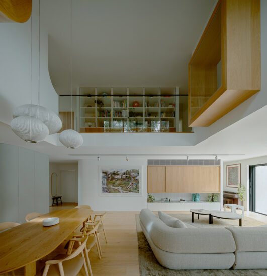 Shaun Lockyer Architects | 開放而流動的現代生活方式，80年代別墅改造