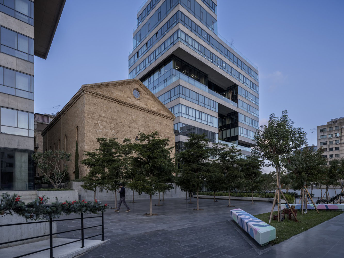 PARALX,黎巴嫩,貝魯特,商業綜合體設計案例,辦公樓設計方案,教堂改造設計,聖喬治教堂