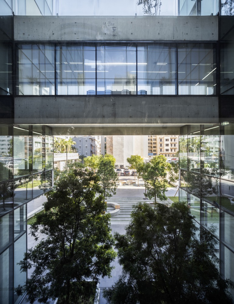 PARALX,黎巴嫩,貝魯特,商業綜合體設計案例,辦公樓設計方案,教堂改造設計,聖喬治教堂