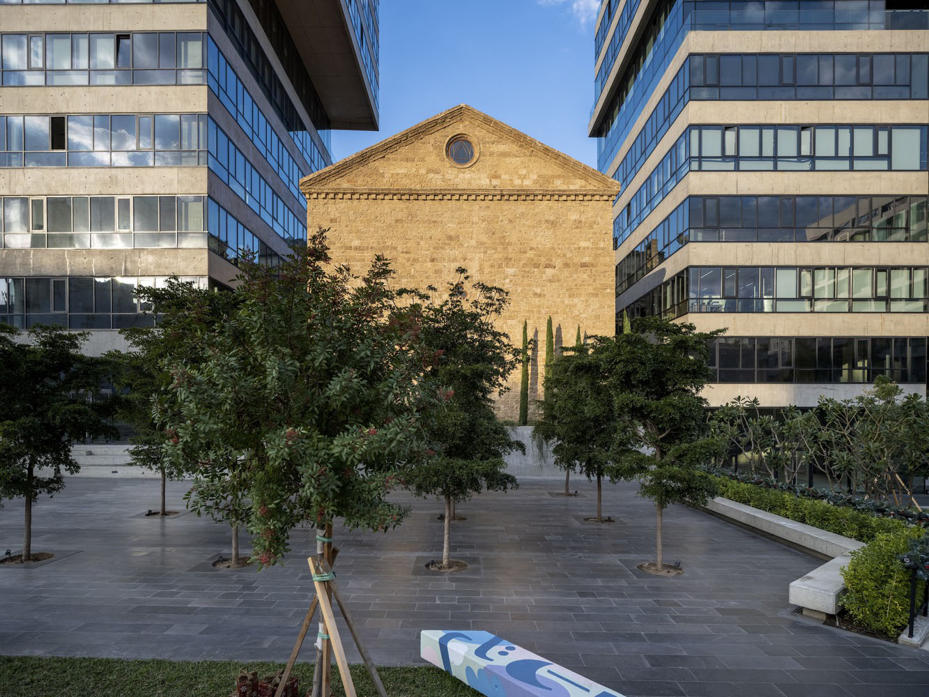 PARALX,黎巴嫩,貝魯特,商業綜合體設計案例,辦公樓設計方案,教堂改造設計,聖喬治教堂