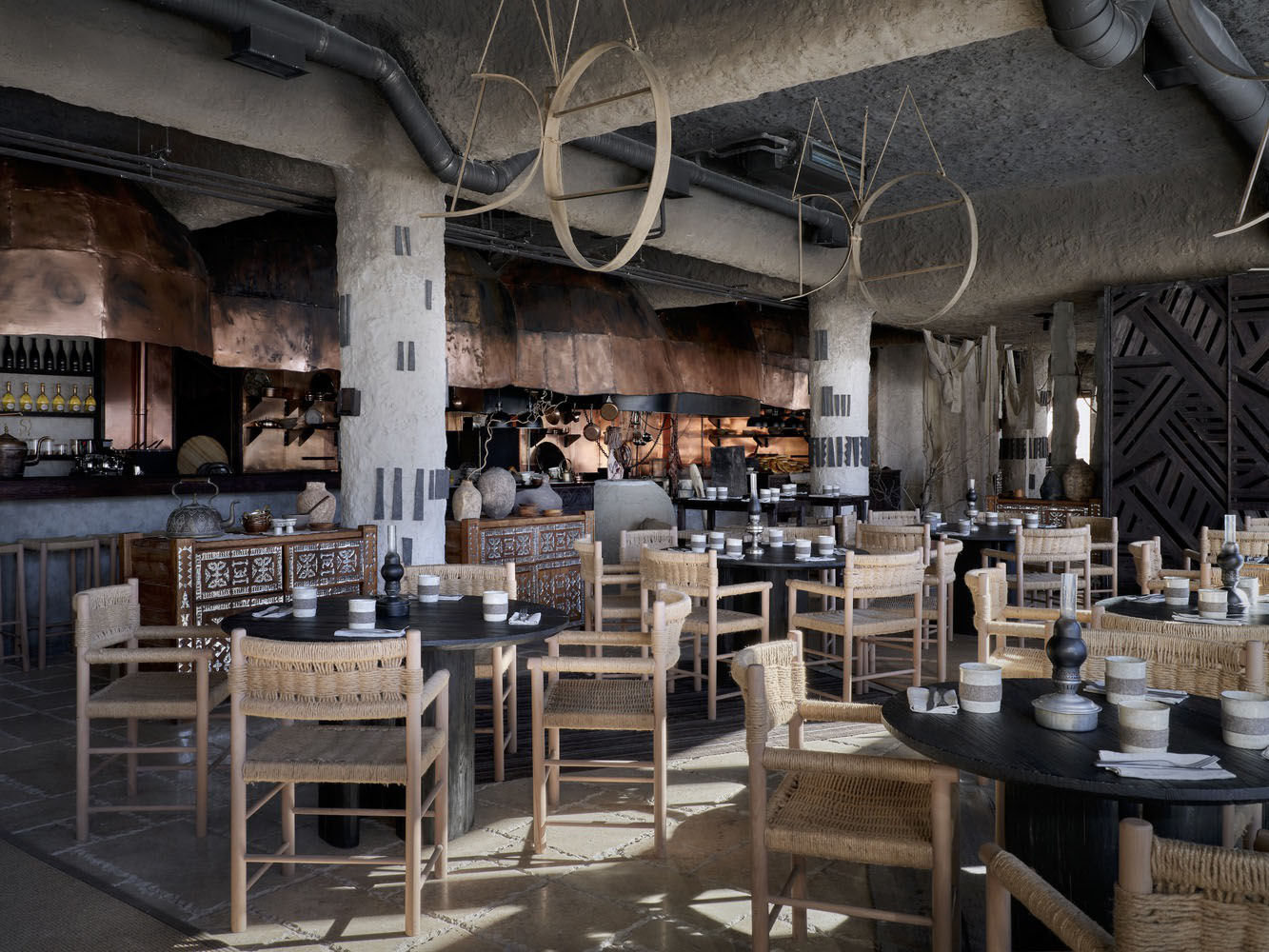 餐廳設計,餐廳設計案例,餐廳設計方案,主題餐廳設計,New Almaty Architects Workshop,餐廳裝修,餐廳效果圖,休閑餐廳設計,DUNIE,哈薩克斯坦,350㎡
