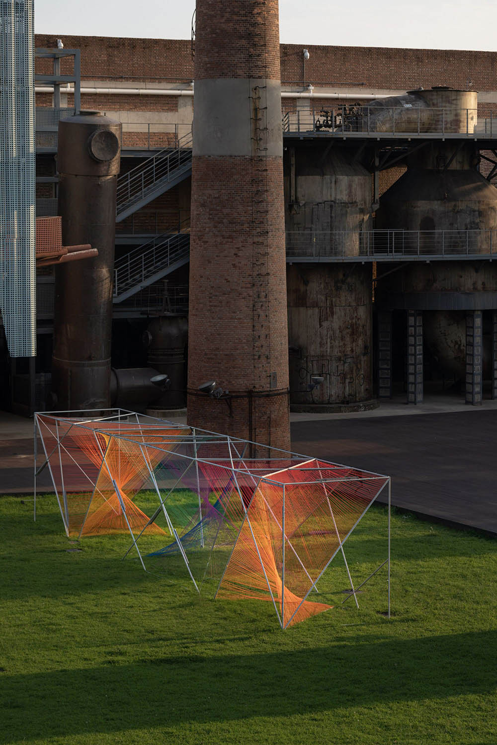 裝置設計,藝術裝置,燈光裝置設計,互動裝置,2023北京戲劇節藝術裝置《光織》,北京,MARS星球建築設計