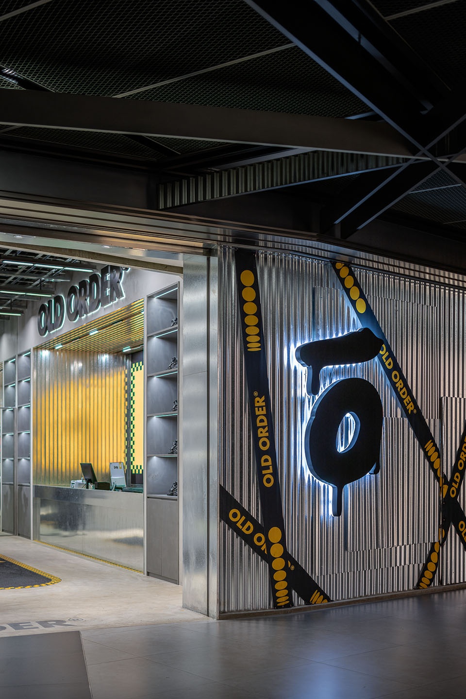 商店設計,零售店設計,集合店設計,國潮集合店設計,概念店設計,服飾零售店設計,零售店設計案例,零售店設計方案,成都,國潮品牌集合店OHOUS,永創設計