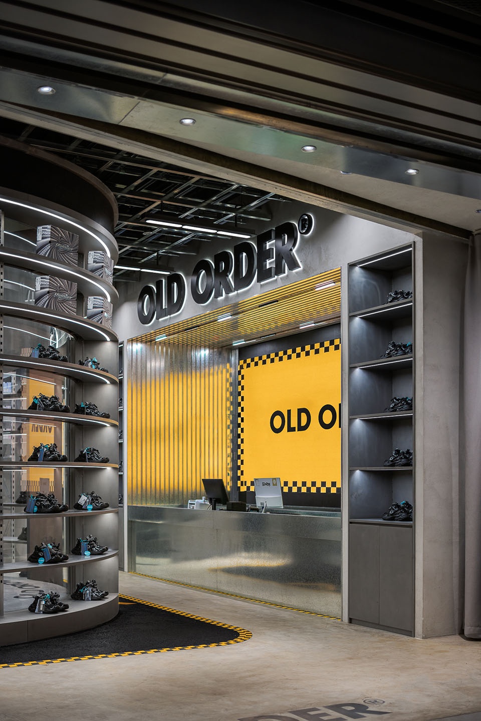 商店設計,零售店設計,集合店設計,國潮集合店設計,概念店設計,服飾零售店設計,零售店設計案例,零售店設計方案,成都,國潮品牌集合店OHOUS,永創設計