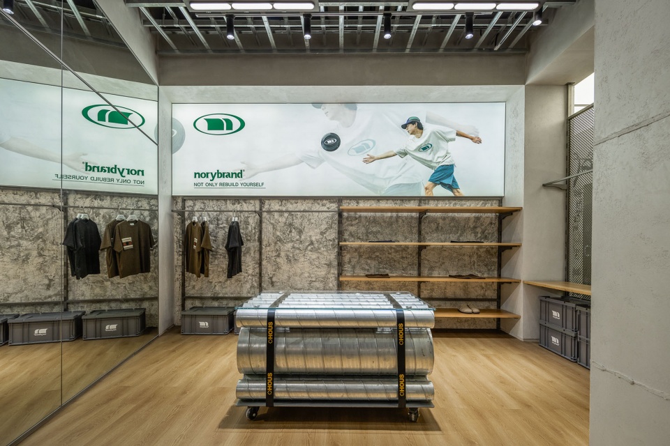 商店設計,零售店設計,集合店設計,國潮集合店設計,概念店設計,服飾零售店設計,零售店設計案例,零售店設計方案,成都,國潮品牌集合店OHOUS,永創設計