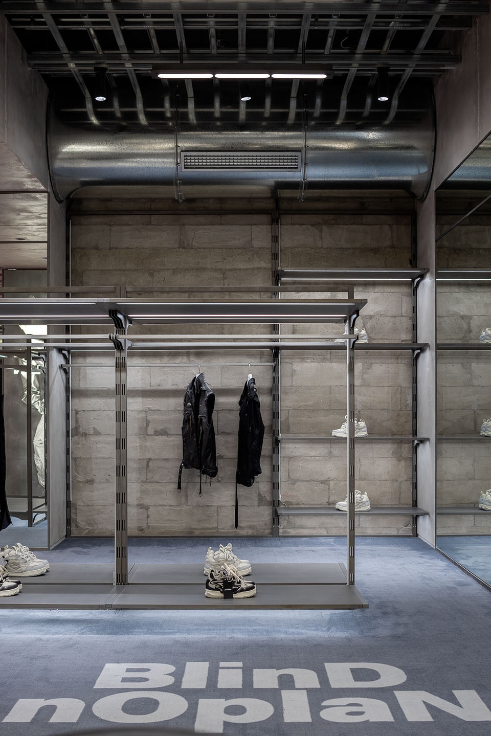 商店設計,零售店設計,集合店設計,國潮集合店設計,概念店設計,服飾零售店設計,零售店設計案例,零售店設計方案,成都,國潮品牌集合店OHOUS,永創設計