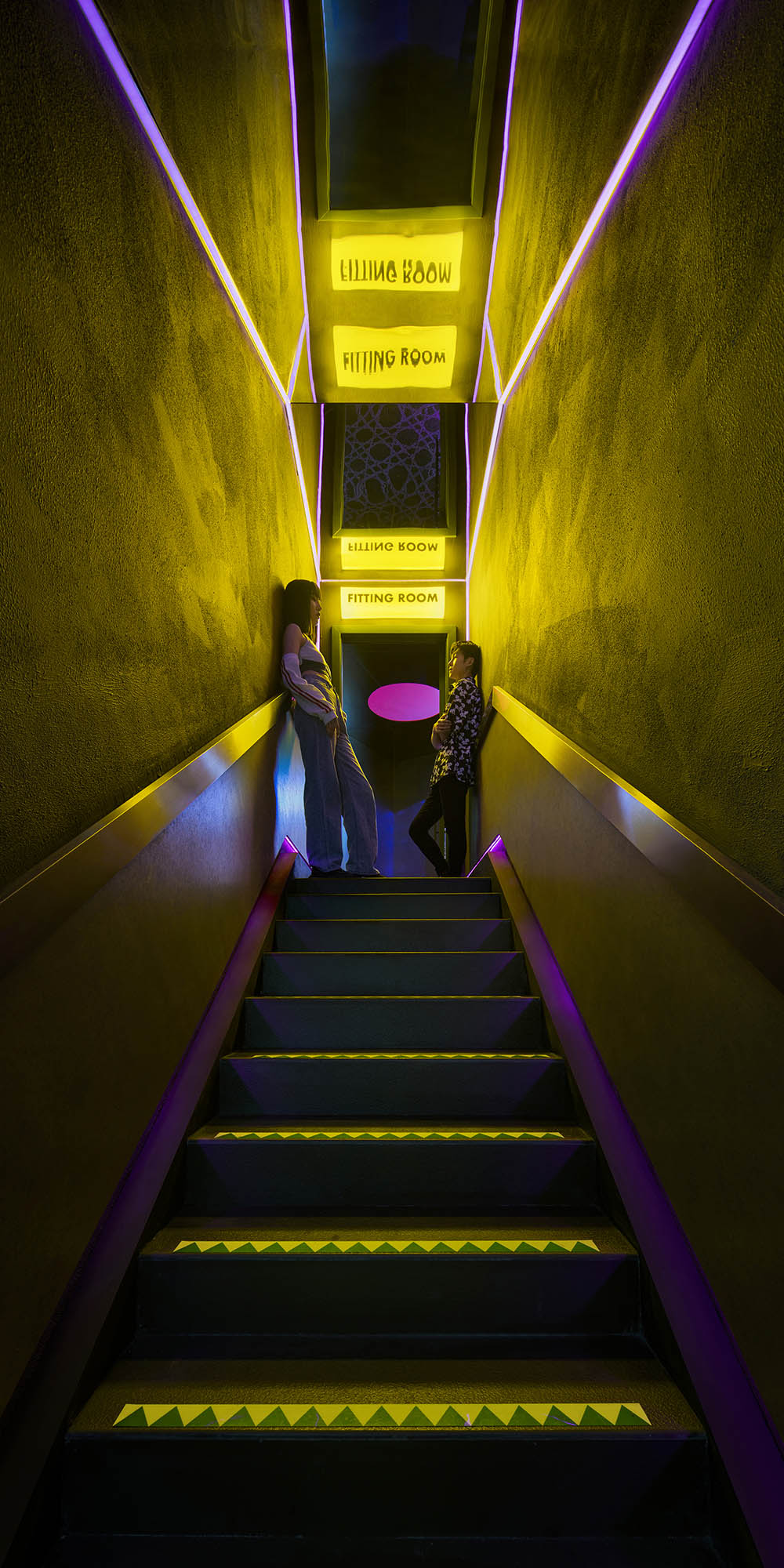 酒吧設計,夜店設計,酒吧設計案例,酒吧設計方案,酒吧裝修,酒吧效果圖,鄭州,宇宙俱樂部Club Globos,SALONE DEL SALON得德設計