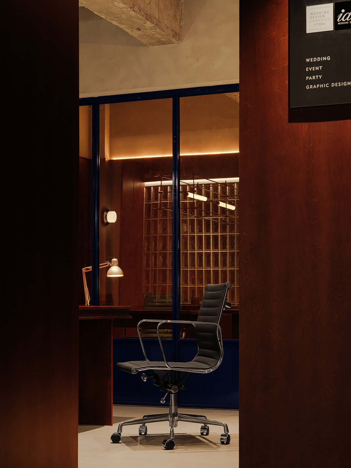 咖啡店設計,咖啡店設計案例,咖啡店設計方案,街邊咖啡店,創意咖啡店,小咖啡店設計,咖啡店裝修,昆明,ido&Friends咖啡店,艾洛設計