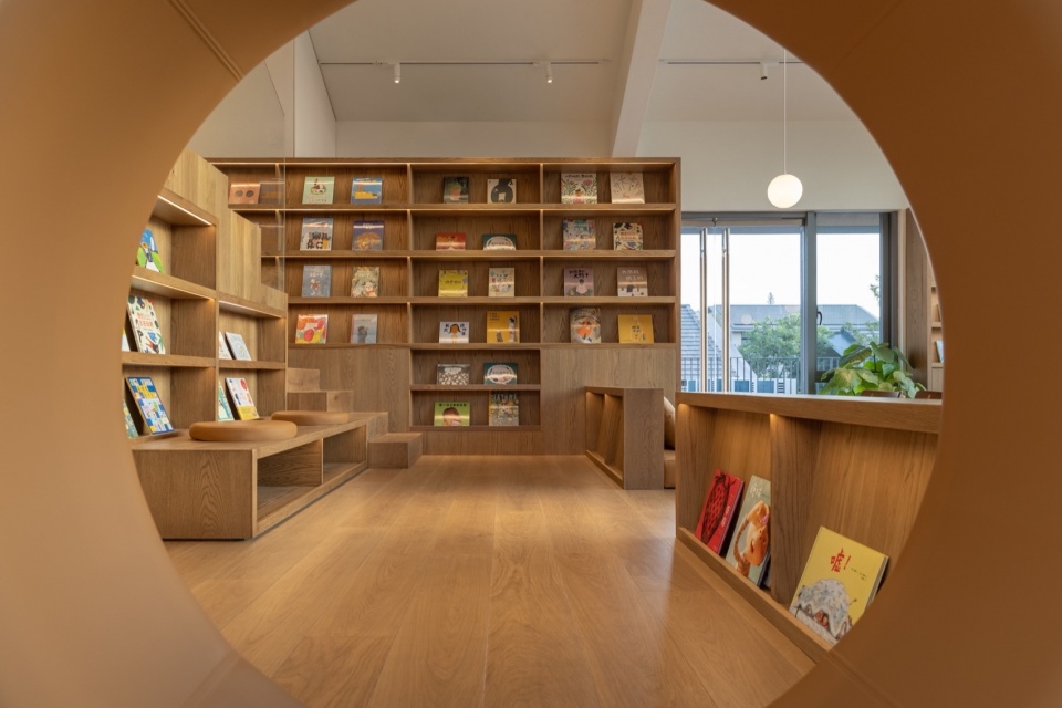 餐廳設計,休閑餐廳設計,創意餐廳設計,親子餐廳設計,餐廳設計案例,餐廳設計方案,餐廳裝修,杭州,papa+創意料理餐廳,杭州觀堂設計