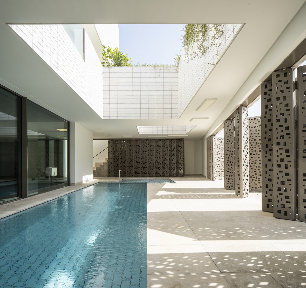 AGi Architects,別墅設計案例,別墅設計方案,開放式別墅,科威特,庭院別墅,景觀別墅,原木色,800㎡