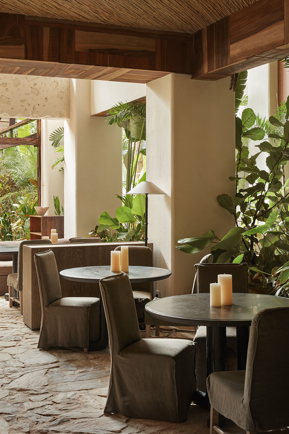 餐廳設計,餐廳設計案例,餐廳設計方案,休閑餐廳設計,網紅餐廳,餐廳裝修,餐廳效果圖,餐廳改造,spa,按摩店設計,西雙版納,春武裏,方糖設計