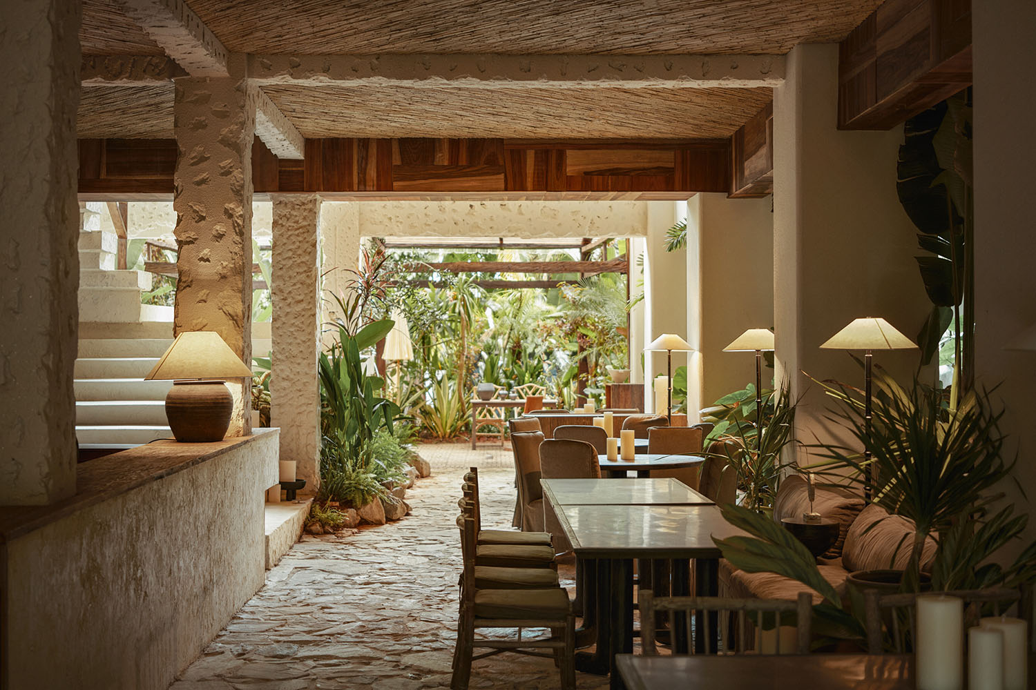 餐廳設計,餐廳設計案例,餐廳設計方案,休閑餐廳設計,網紅餐廳,餐廳裝修,餐廳效果圖,餐廳改造,spa,按摩店設計,西雙版納,春武裏,方糖設計