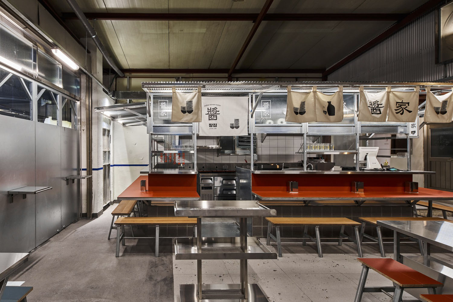 omo-studio,韓國,餐廳設計方案,餐廳裝修,街邊店設計,酒吧餐廳設計,醬家酒吧餐廳,55㎡