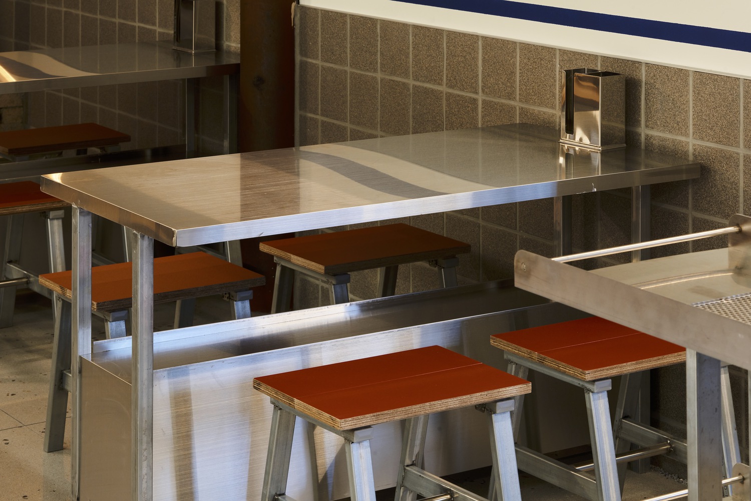 omo-studio,韓國,餐廳設計方案,餐廳裝修,街邊店設計,酒吧餐廳設計,醬家酒吧餐廳,55㎡