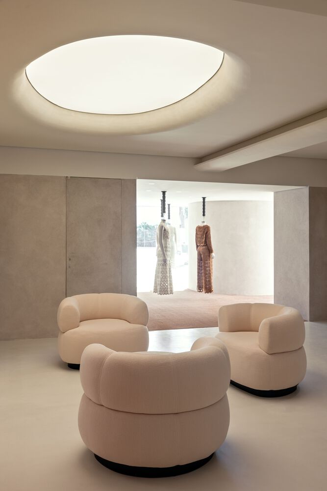 零售店設計,服裝零售店設計,服裝店設計,AR Arquitetos,女裝店設計案例,Lolitta Store,巴西,極簡主義,315㎡