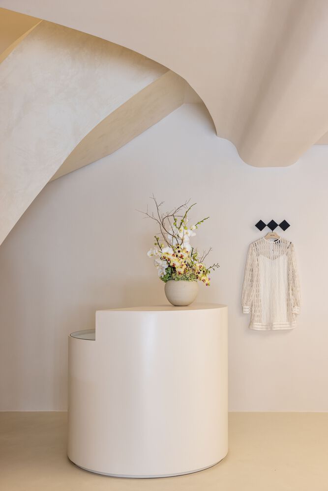 零售店設計,服裝零售店設計,服裝店設計,AR Arquitetos,女裝店設計案例,Lolitta Store,巴西,極簡主義,315㎡