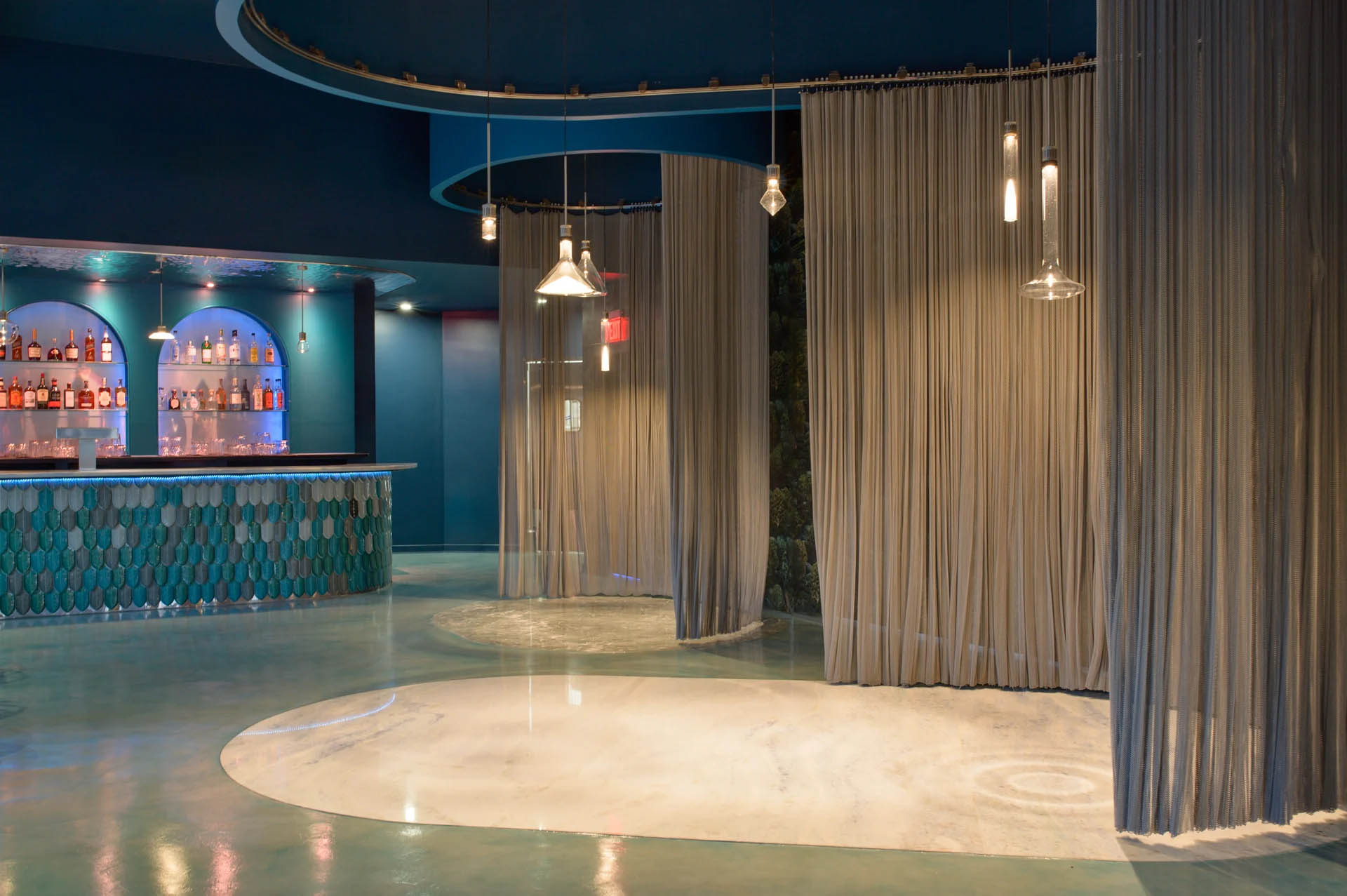 酒吧設計方案,酒吧裝修,休閑餐廳設計,Olbos Studio,餐廳設計,Tikka Charcoal Grill,Gastro Circuit,亞洲融合餐廳,酒吧餐廳設計