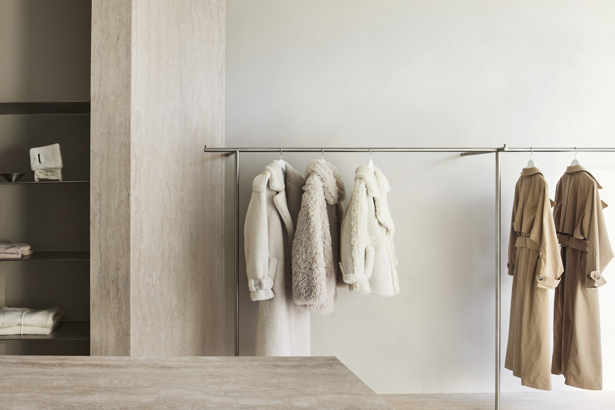 零售店設計,服裝零售店設計,服裝店設計,Studio Tate,女裝店設計案例,墨爾本,ENA PELLY,極簡主義