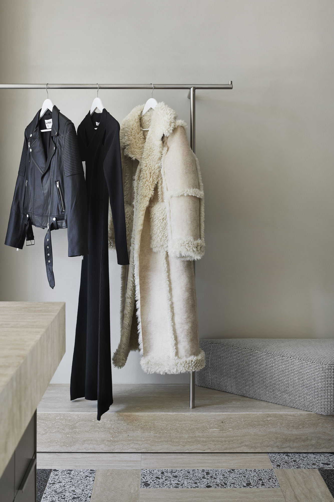 零售店設計,服裝零售店設計,服裝店設計,Studio Tate,女裝店設計案例,墨爾本,ENA PELLY,極簡主義