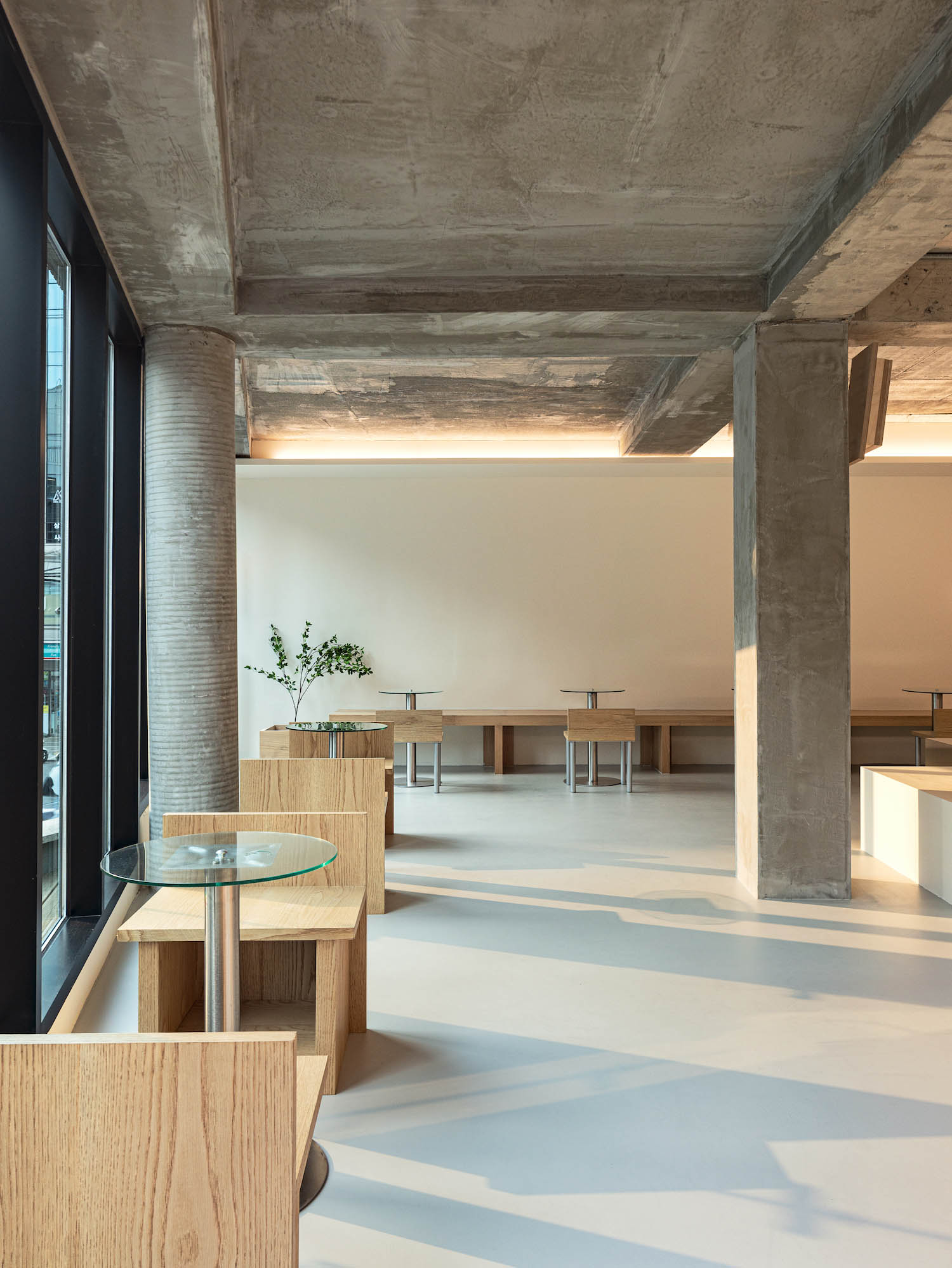 咖啡店設計,咖啡店設計案例,咖啡店設計方案,Tumerics Archive,韓國,首爾,咖啡店裝修,極簡主義咖啡廳