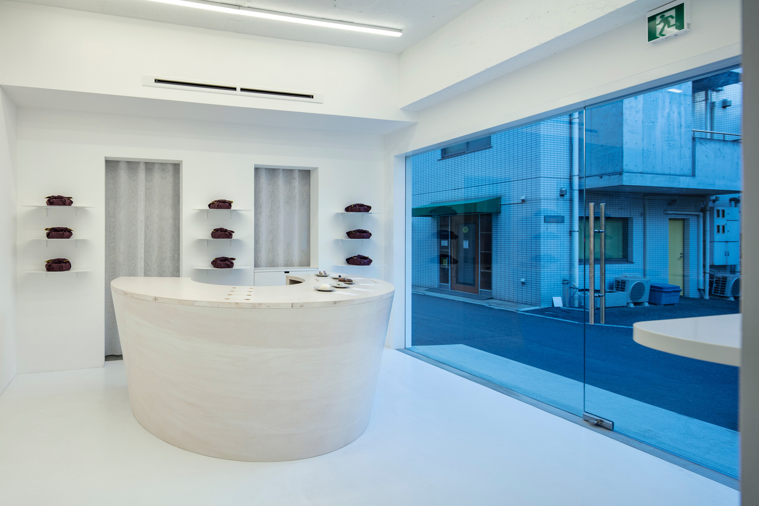 日本,東京,糖果店設計案例,SPEC,東京,零售店設計,極簡主義