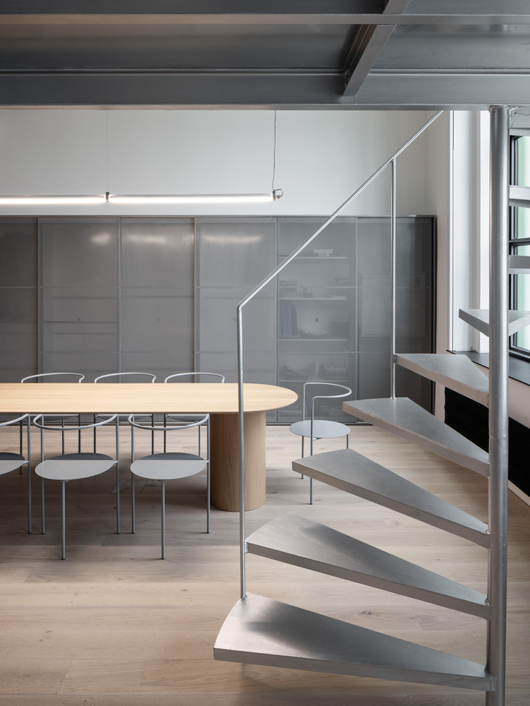 Kuklica Smerek architekti,辦公室設計案例,極簡主義辦公室,工業風格辦公室,195㎡,建築改造,舊工廠改造