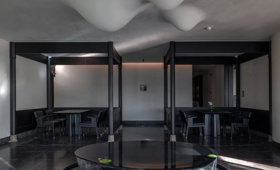 高檔餐廳設計,湘菜餐廳設計,休閑餐廳設計,餐廳設計,餐廳設計案例,餐廳設計方案,餐廳裝修,主題餐廳設計,北京,楚令尹北京坊店,無之設計