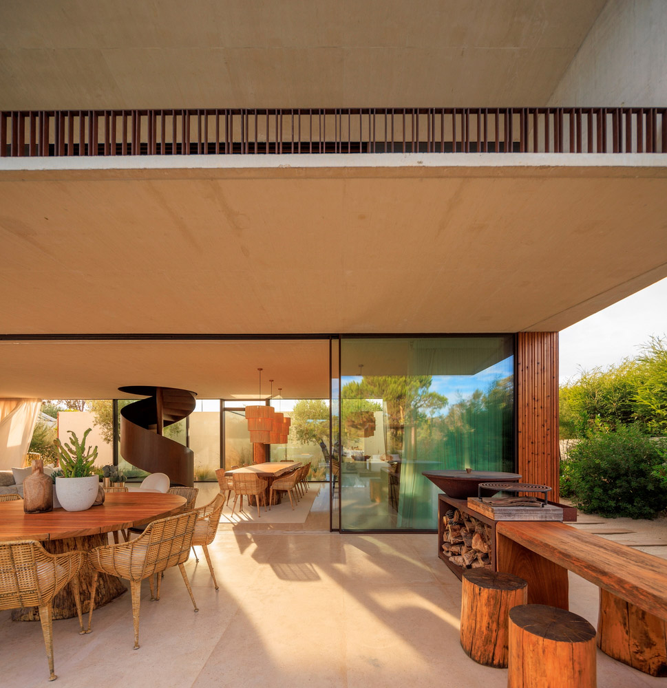 dEMM Arquitectura,別墅設計案例,別墅設計方案,海濱別墅,葡萄牙,原木色,暖色調,400㎡