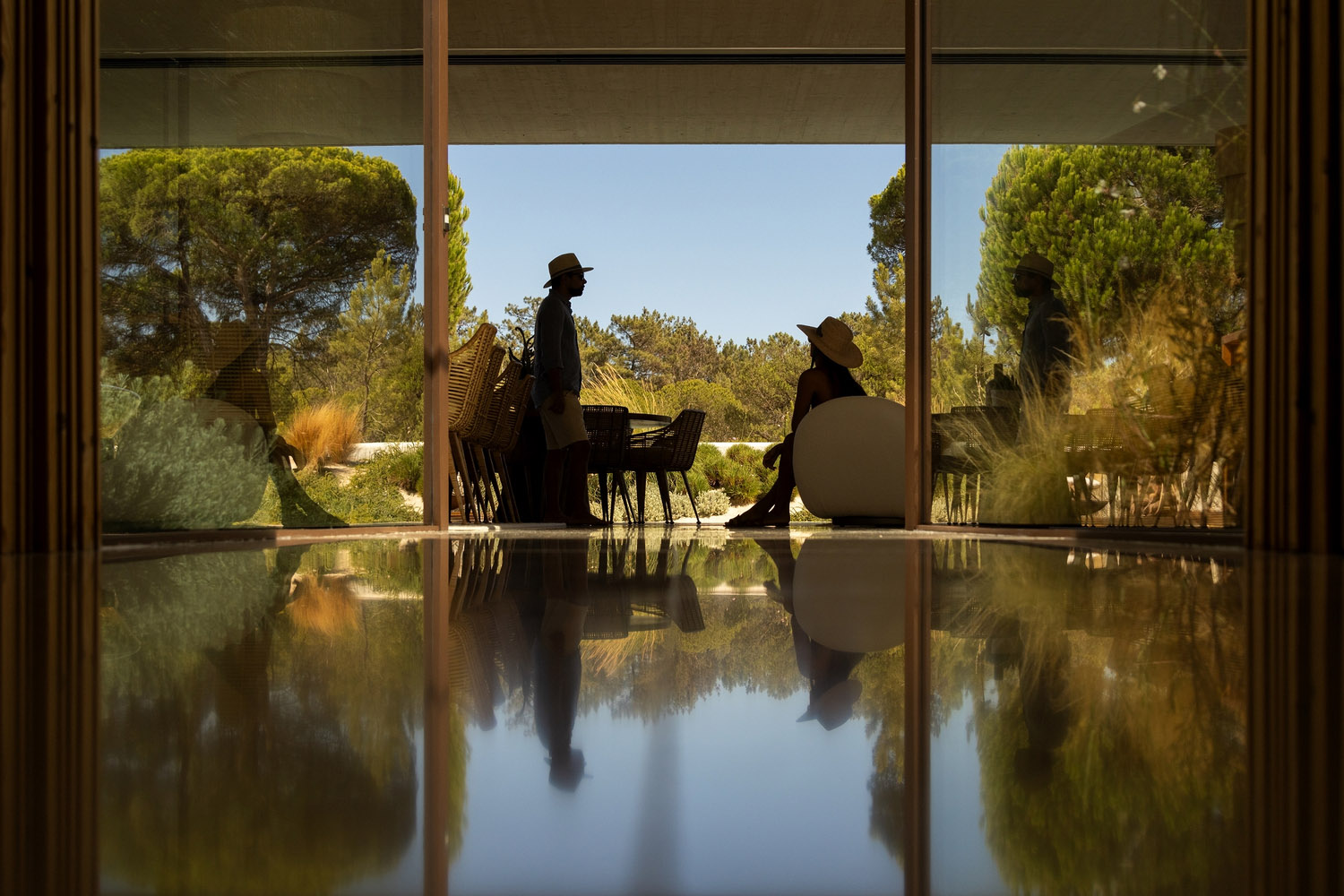 dEMM Arquitectura,別墅設計案例,別墅設計方案,海濱別墅,葡萄牙,原木色,暖色調,400㎡