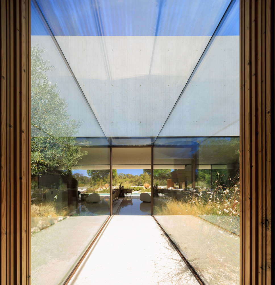 dEMM Arquitectura,別墅設計案例,別墅設計方案,海濱別墅,葡萄牙,原木色,暖色調,400㎡