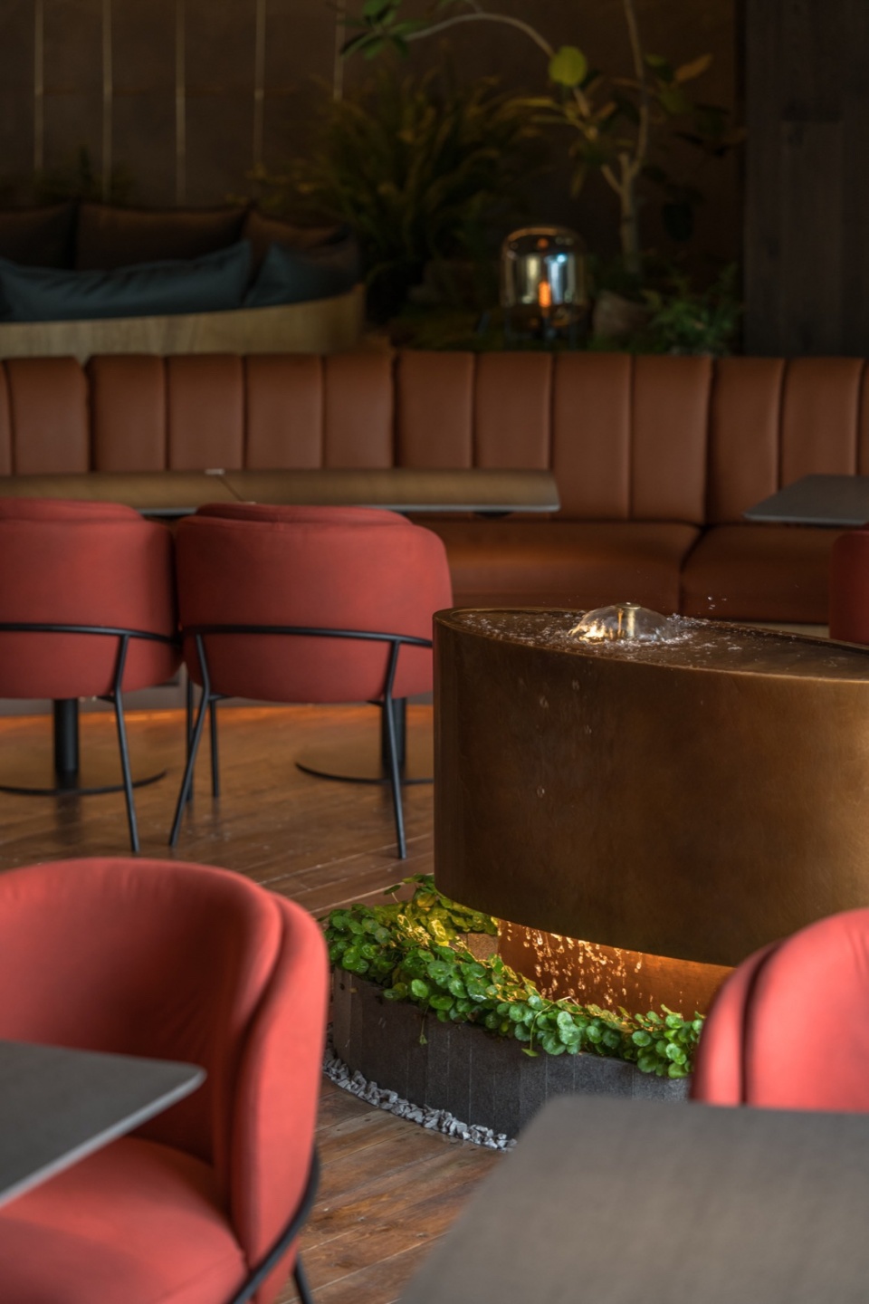 餐廳設計,休閑餐廳設計,餐廳裝修,餐廳設計案例,餐廳設計方案,酒吧設計,咖啡廳設計,酒吧餐廳,成都,FOOOO餐廳,艾岜建築設計