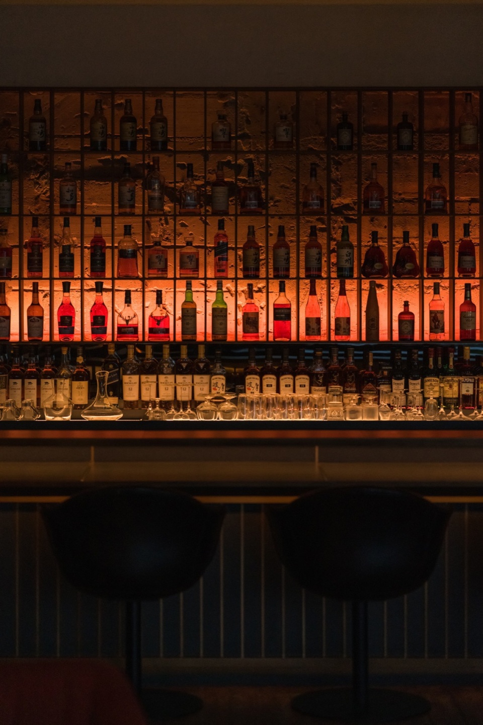 餐廳設計,休閑餐廳設計,餐廳裝修,餐廳設計案例,餐廳設計方案,酒吧設計,咖啡廳設計,酒吧餐廳,成都,FOOOO餐廳,艾岜建築設計