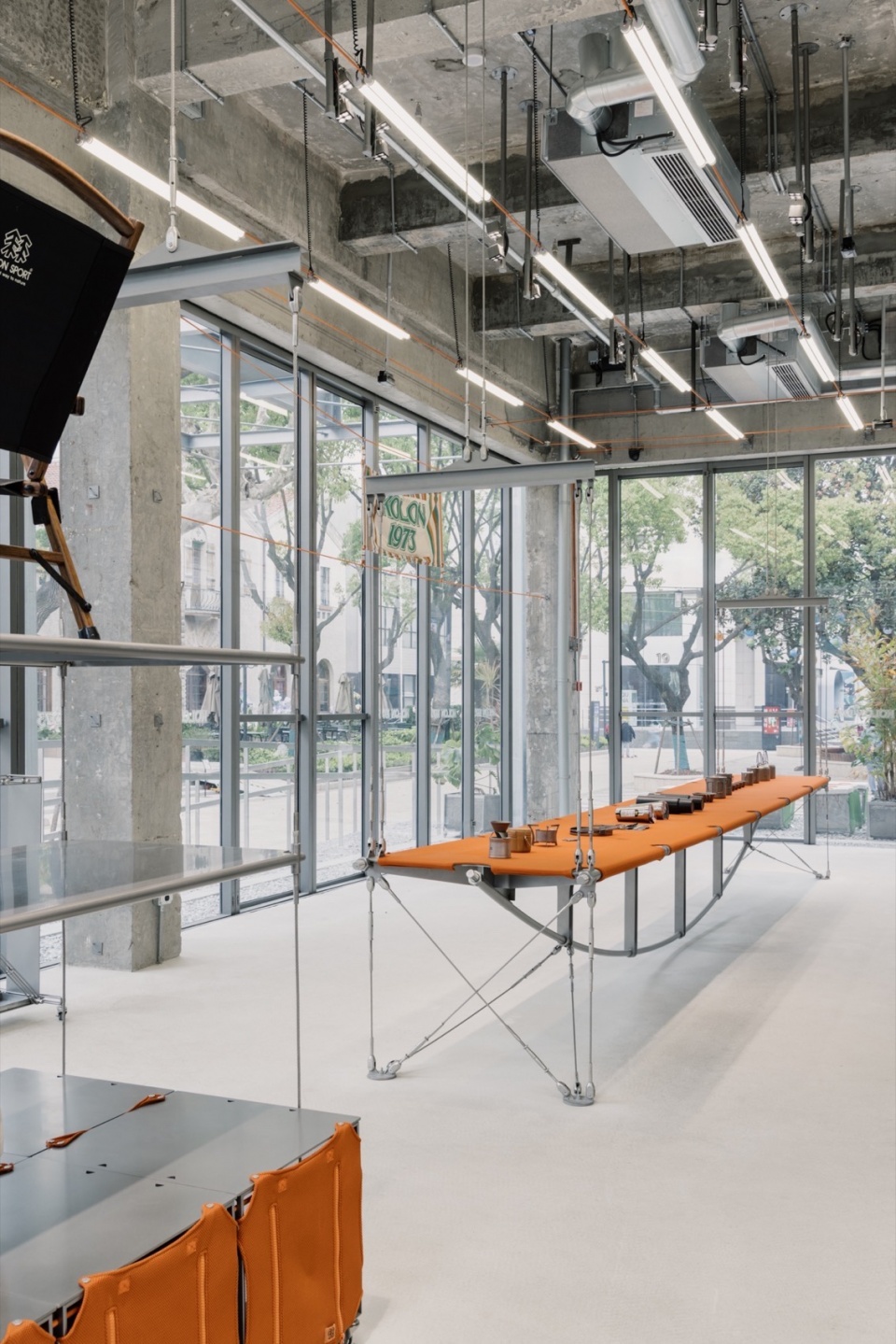 零售店設計,商店設計,集合空間設計,餐廳設計,咖啡廳設計,零售餐飲空間設計,戶外產品零售店設計,戶外主題零售空間,零售店設計案例,零售店設計方案,服裝店設計,上海,Kolon Sport可隆1973,裸築更新