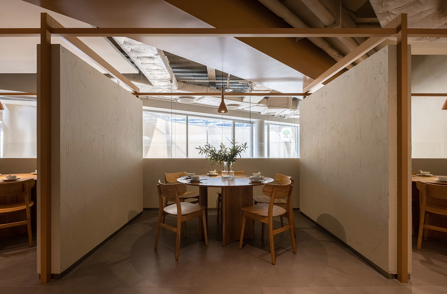 餐廳設計,休閑餐廳設計,餐廳設計案例,餐廳設計方案,餐廳裝修,川菜餐廳設計,廣州,榕意新川味日常而行,UND設計事務所