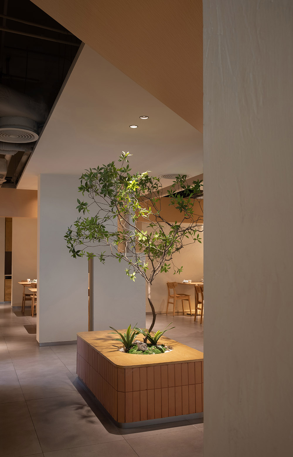 餐廳設計,休閑餐廳設計,餐廳設計案例,餐廳設計方案,餐廳裝修,川菜餐廳設計,廣州,榕意新川味日常而行,UND設計事務所