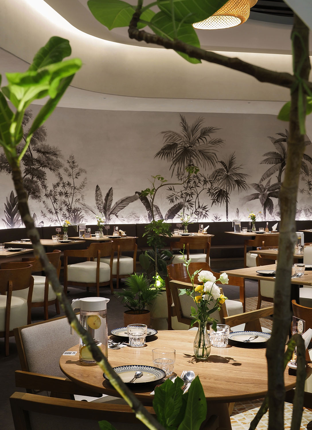 餐廳設計,休閑餐廳設計,高檔餐廳設計,牛排店設計,餐廳裝修,主題餐廳設計,西餐廳設計,西餐廳設計案例,西餐廳設計方案,無錫,西堤牛排海岸城店,大周設計