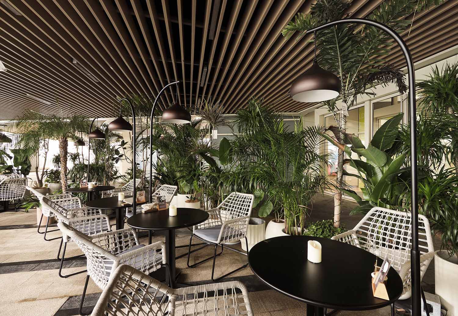 餐廳設計,休閑餐廳設計,高檔餐廳設計,牛排店設計,餐廳裝修,主題餐廳設計,西餐廳設計,西餐廳設計案例,西餐廳設計方案,無錫,西堤牛排海岸城店,大周設計