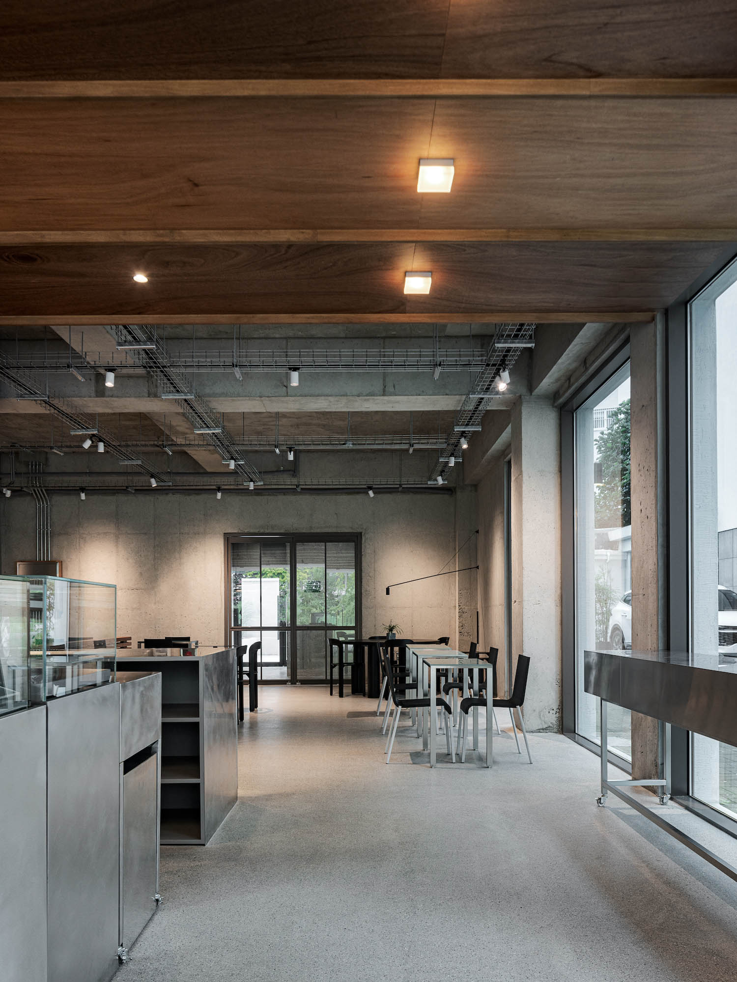 咖啡店設計,咖啡店設計案例,咖啡店設計方案,studiount,韓國,大邱,咖啡店裝修,Deep Coffee Roasters,工業風咖啡廳