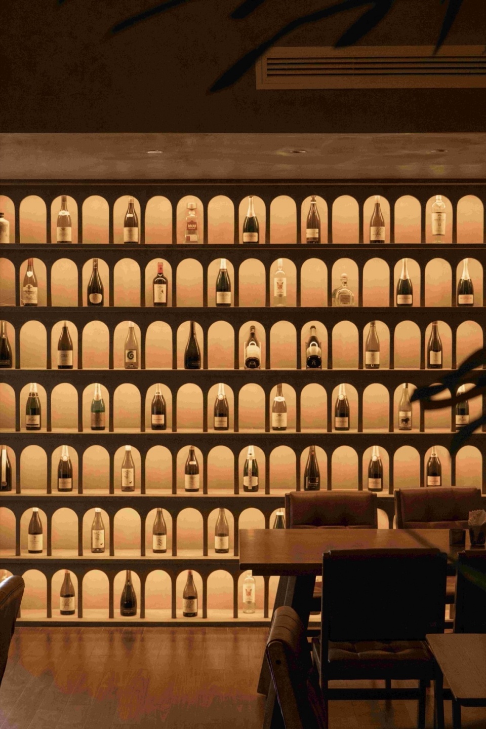 酒吧設計,酒吧設計案例,現代風格酒吧設計,餐廳設計,餐廳設計案例,餐廳裝修,酒吧餐廳,休閑餐廳設計,北京,THE BOND BY Hide&Seek躲貓貓酒吧餐廳,DAGA大觀建築設計