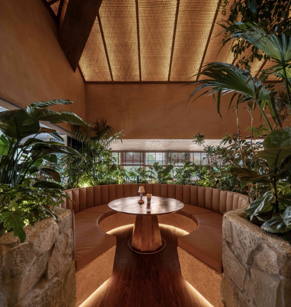 酒吧設計,酒吧設計案例,現代風格酒吧設計,餐廳設計,餐廳設計案例,餐廳裝修,酒吧餐廳,休閑餐廳設計,北京,THE BOND BY Hide&Seek躲貓貓酒吧餐廳,DAGA大觀建築設計