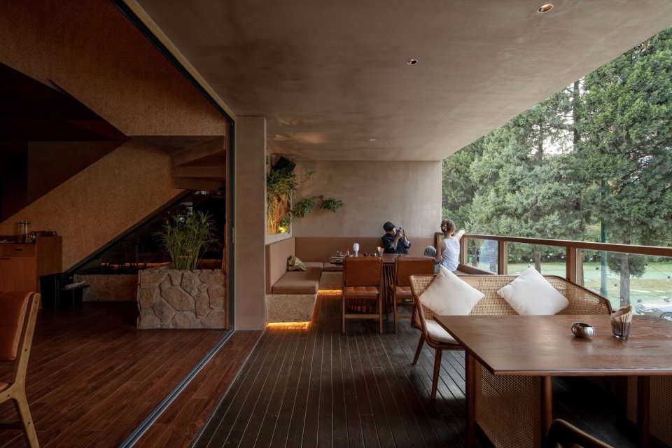 酒吧設計,酒吧設計案例,現代風格酒吧設計,餐廳設計,餐廳設計案例,餐廳裝修,酒吧餐廳,休閑餐廳設計,北京,THE BOND BY Hide&Seek躲貓貓酒吧餐廳,DAGA大觀建築設計