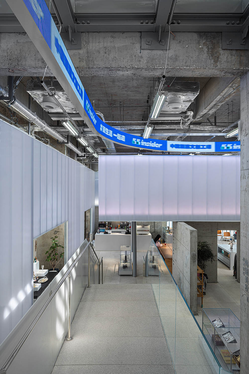 商業空間設計,多功能空間設計,集合店設計,多業態商業空間設計,咖啡店設計,文創空間設計,商業空間,城市商業更新一個立體文創市集,BloomDesign綻放設計