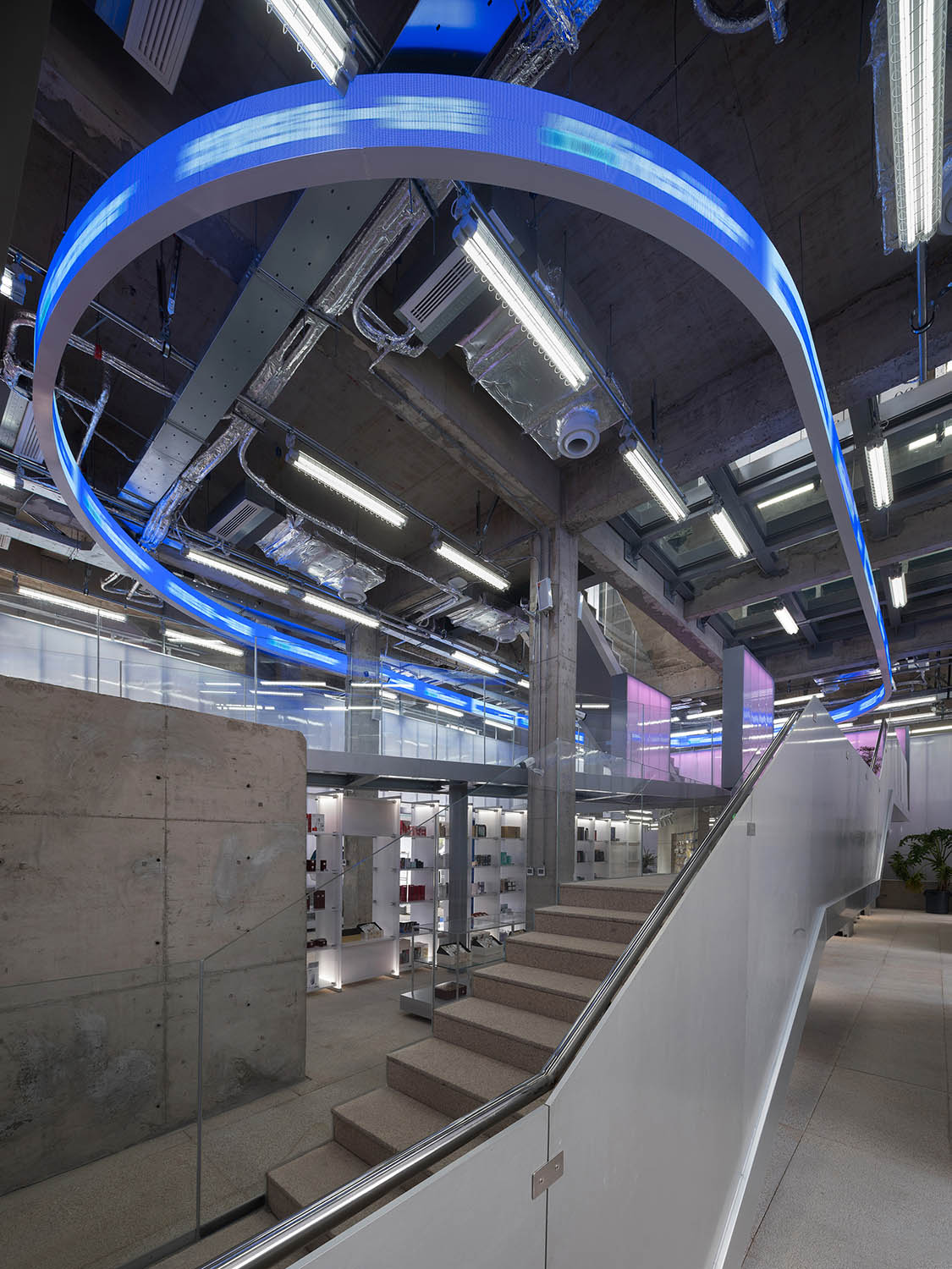 商業空間設計,多功能空間設計,集合店設計,多業態商業空間設計,咖啡店設計,文創空間設計,商業空間,城市商業更新一個立體文創市集,BloomDesign綻放設計