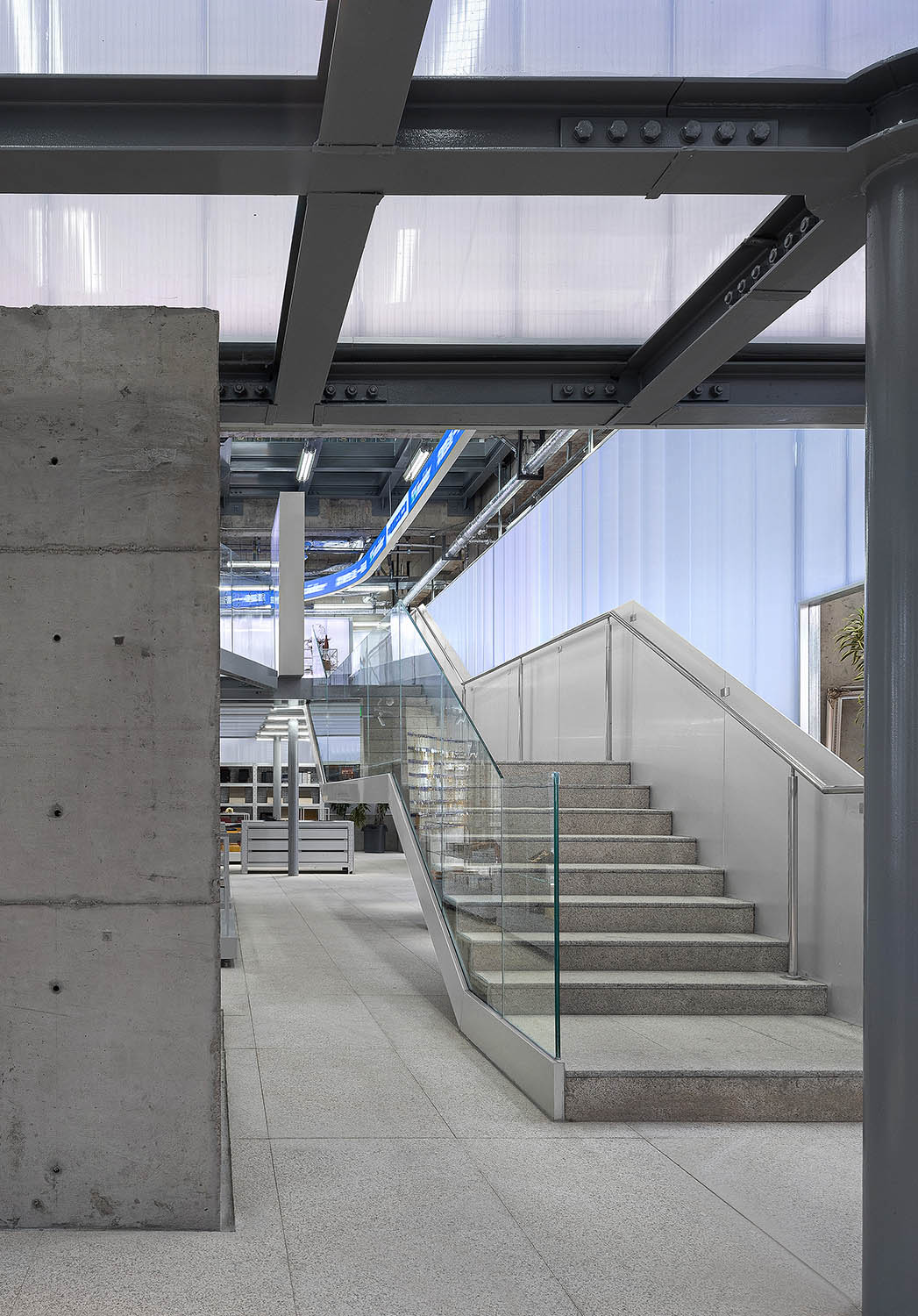 商業空間設計,多功能空間設計,集合店設計,多業態商業空間設計,咖啡店設計,文創空間設計,商業空間,城市商業更新一個立體文創市集,BloomDesign綻放設計