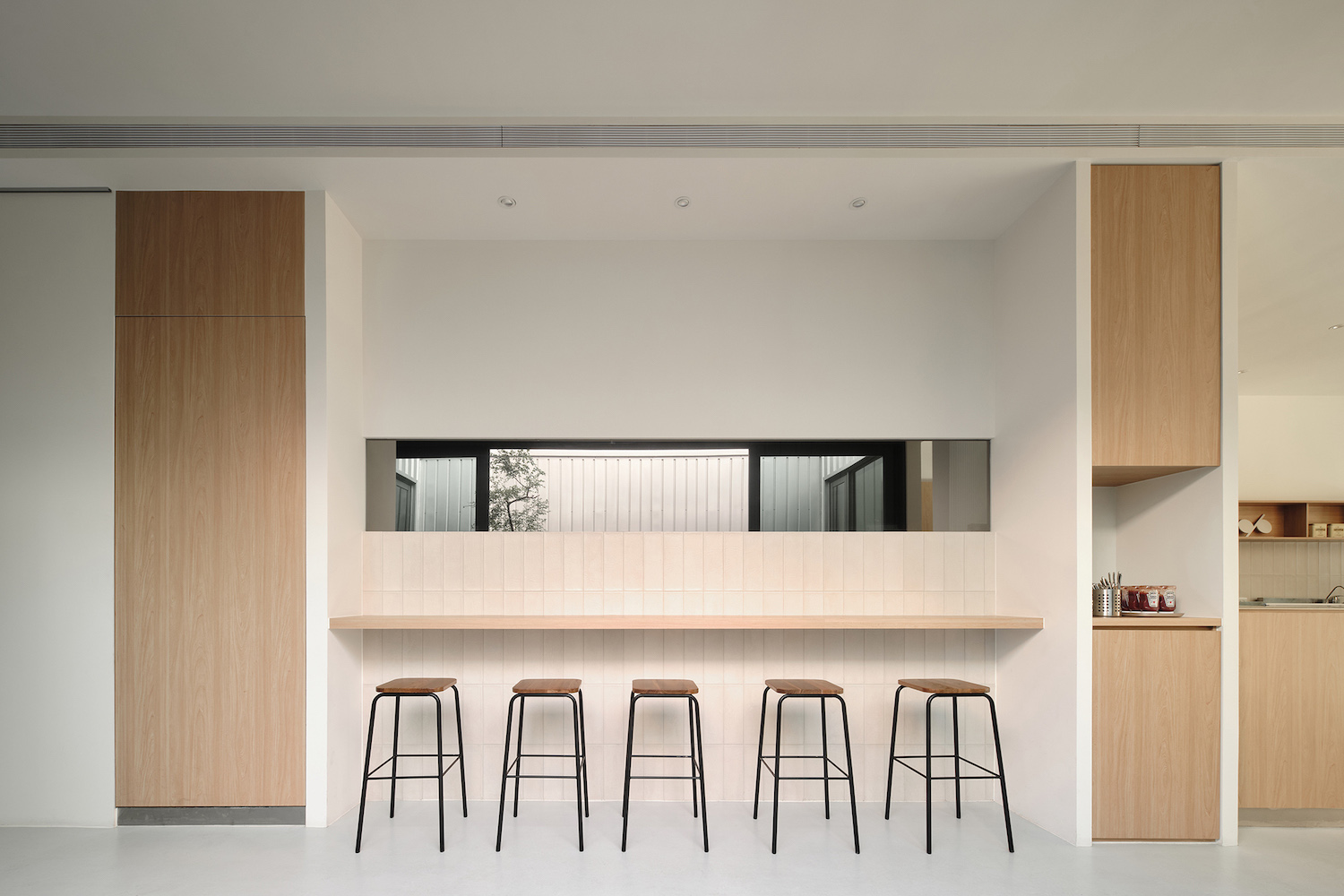 Habitat Architects,餐廳設計,休閑餐廳設計,1996 漢堡,餐廳設計案例,餐廳設計方案,餐廳裝修,極簡主義,極簡風格,台北