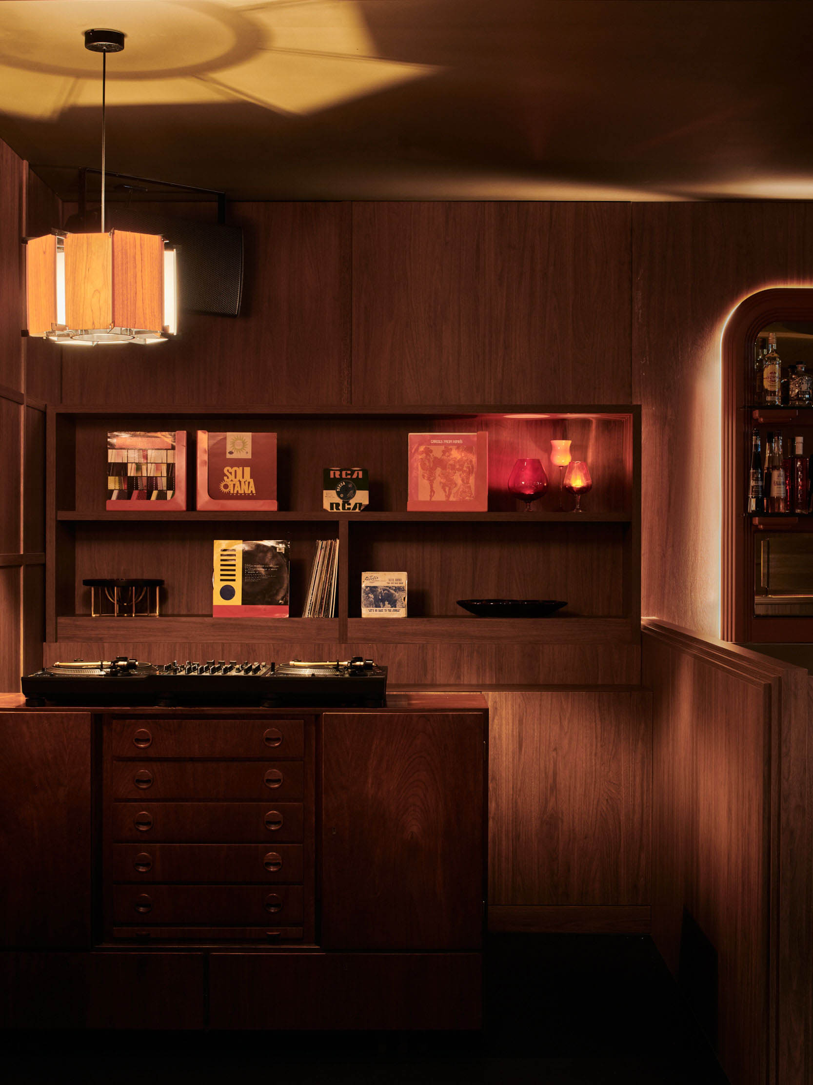 餐廳設計,休閑餐廳設計,餐廳裝修,餐廳設計案例,餐廳設計方案,酒吧餐廳,Bergman & Co,Studio Amaro,酒吧餐廳,墨爾本