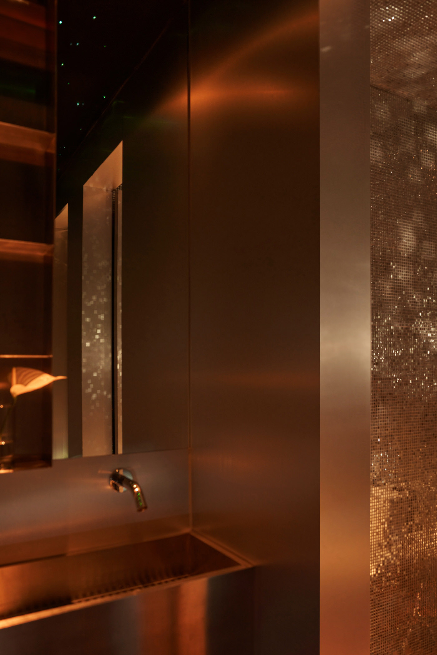 餐廳設計,休閑餐廳設計,餐廳裝修,餐廳設計案例,餐廳設計方案,酒吧餐廳,Looks Generous,Bambino,酒吧餐廳,胡誌明市,越南,高級餐廳