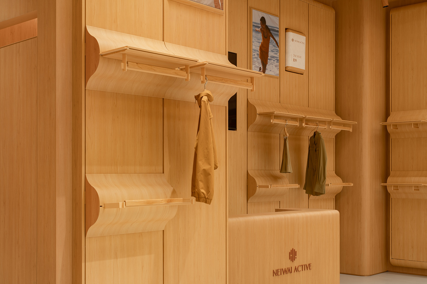 服裝店設計,零售店設計,戶外服裝零售店,服裝店設計案例,服裝店設計方案,NEIWAI ACTIVE模塊化設計重構運動品牌空間形象,NEIWAI ACTIVE,尚洋藝術,北京,成都