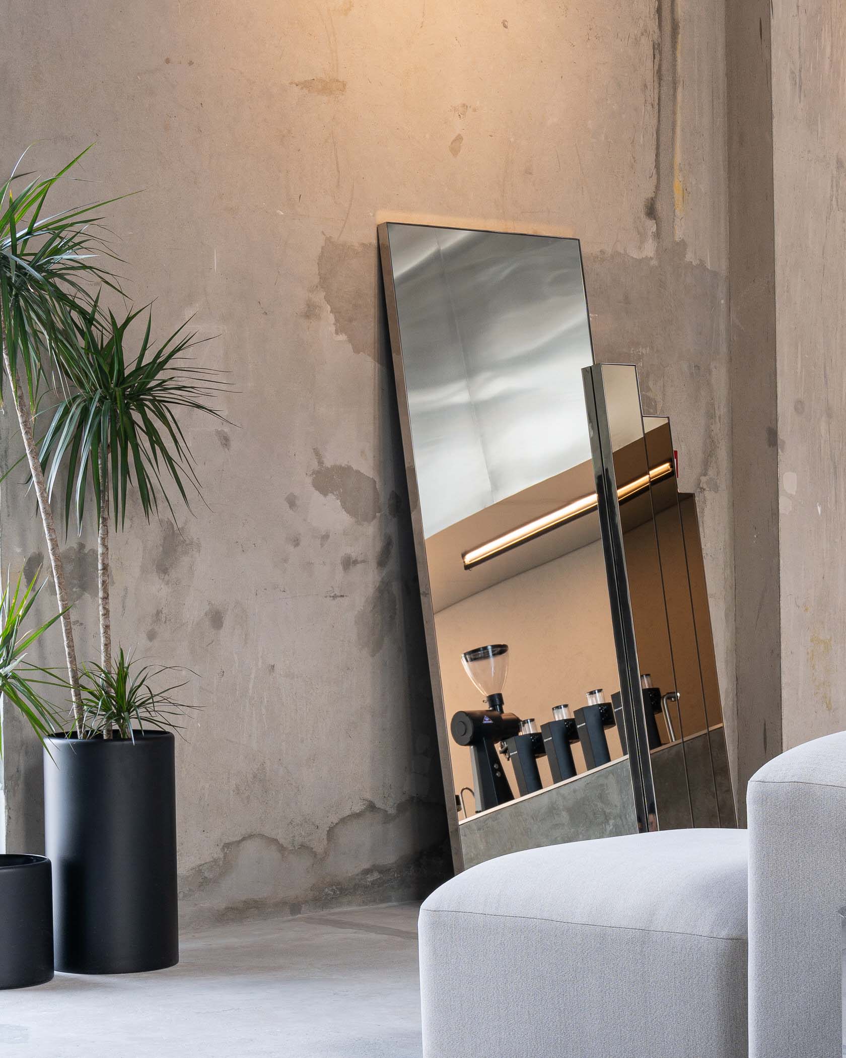 咖啡店設計,咖啡店設計案例,咖啡店設計方案,shell+core,迪拜,咖啡店裝修,Koncrete,咖啡館,複合空間